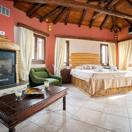 Hotel Terpou Stonehouse And Deluxe Family 4*