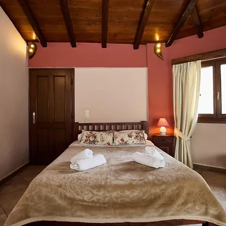 Terpou Stonehouse And Deluxe Family 4* Áyios Vlásios