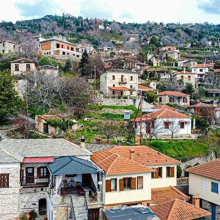 Terpou Stonehouse And Deluxe Family Hotel