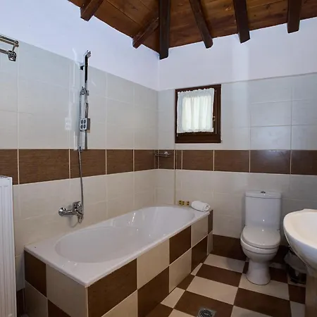 Terpou Stonehouse And Deluxe Family