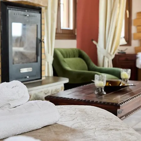 Terpou Stonehouse And Deluxe Family 4*