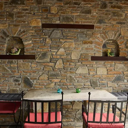 Terpou Stonehouse And Deluxe Family 4*