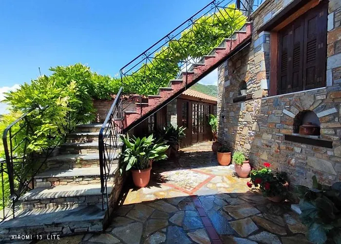 Terpou Stonehouse And Deluxe Family Hotel Áyios Vlásios