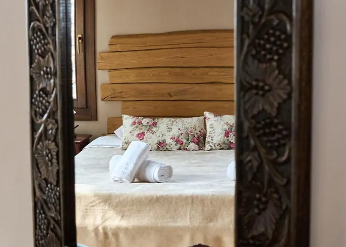 Terpou Stonehouse And Deluxe Family