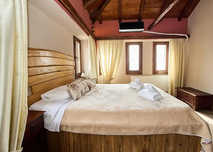 Terpou Stonehouse And Deluxe Family 4*