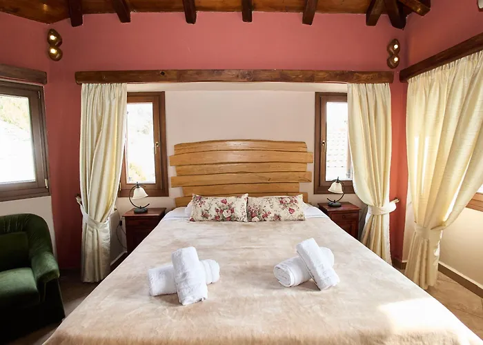 Terpou Stonehouse And Deluxe Family